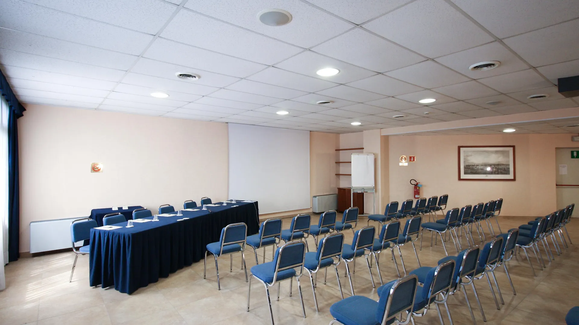 Rege Hotel San Donato Milanese 4*,