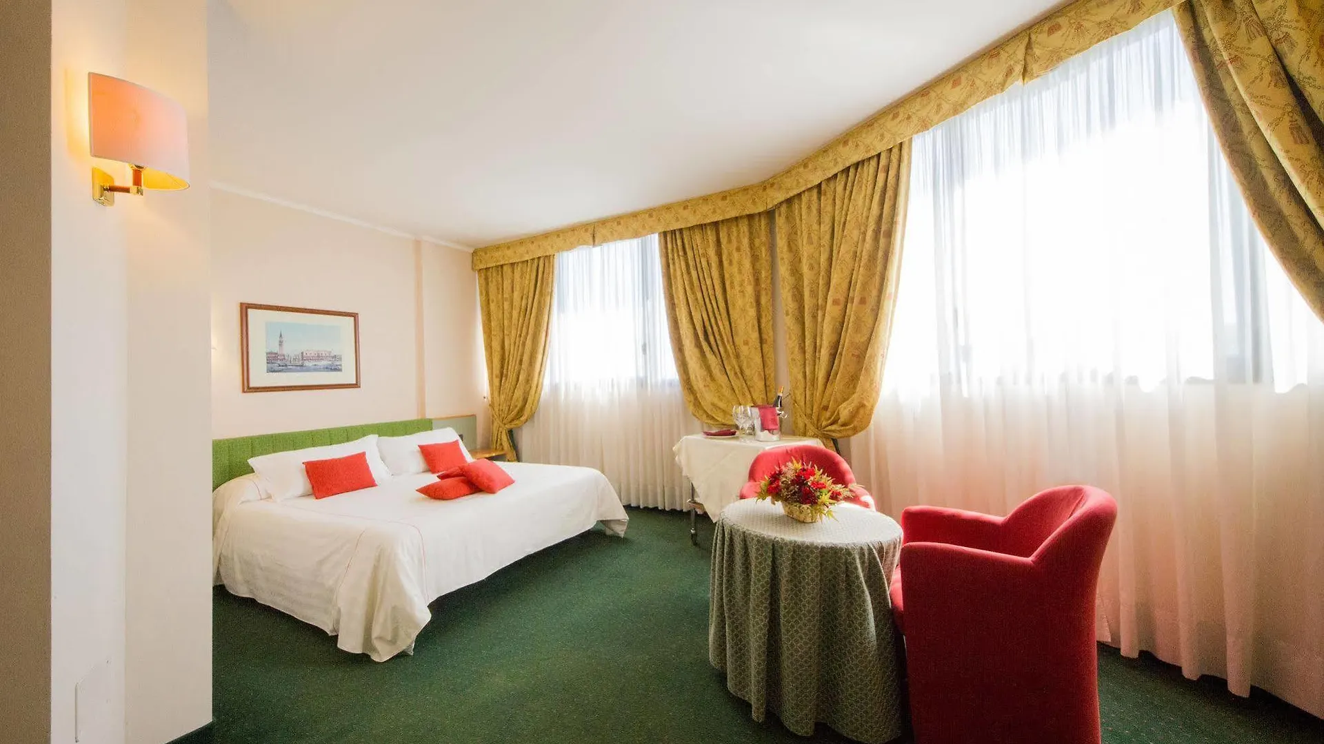 Rege Hotel San Donato Milanese 4*,  İtalya